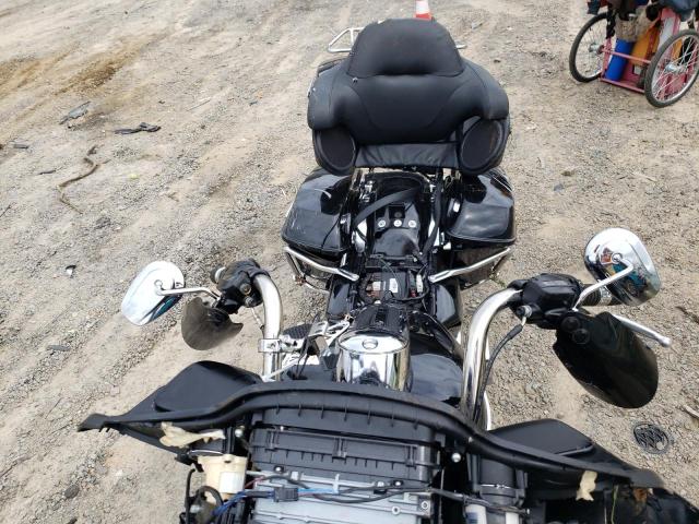 2019 HARLEY-DAVIDSON FLTRU 1HD1KGF12KB678357
