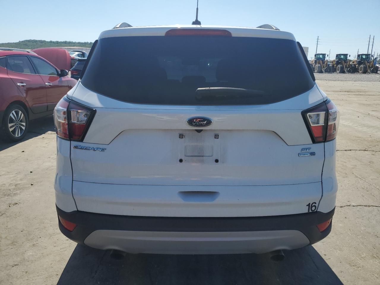 2018 Ford Escape Se vin: 1FMCU9GD6JUA84555