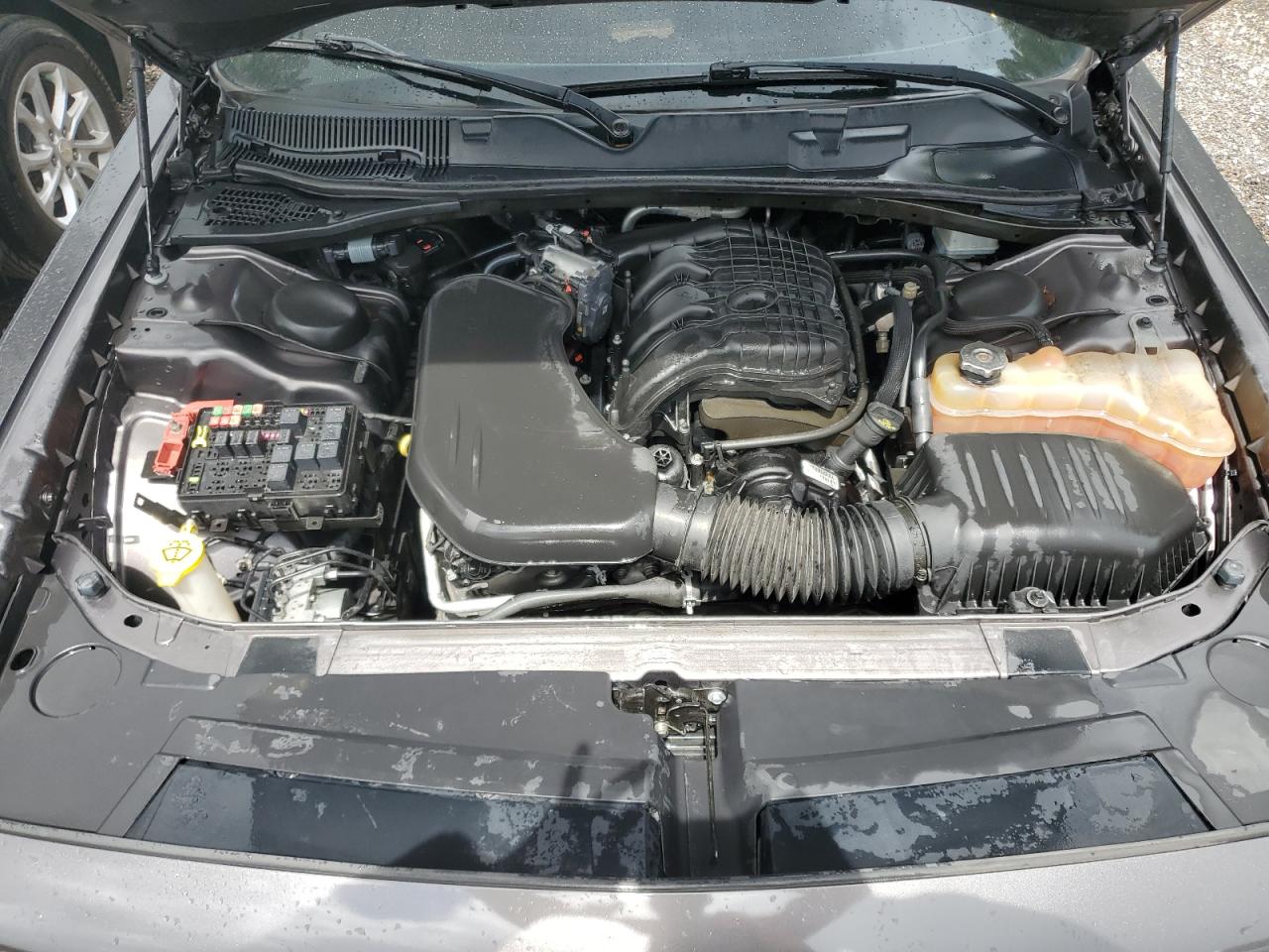 2C3CDZAG9JH334160 2018 Dodge Challenger Sxt