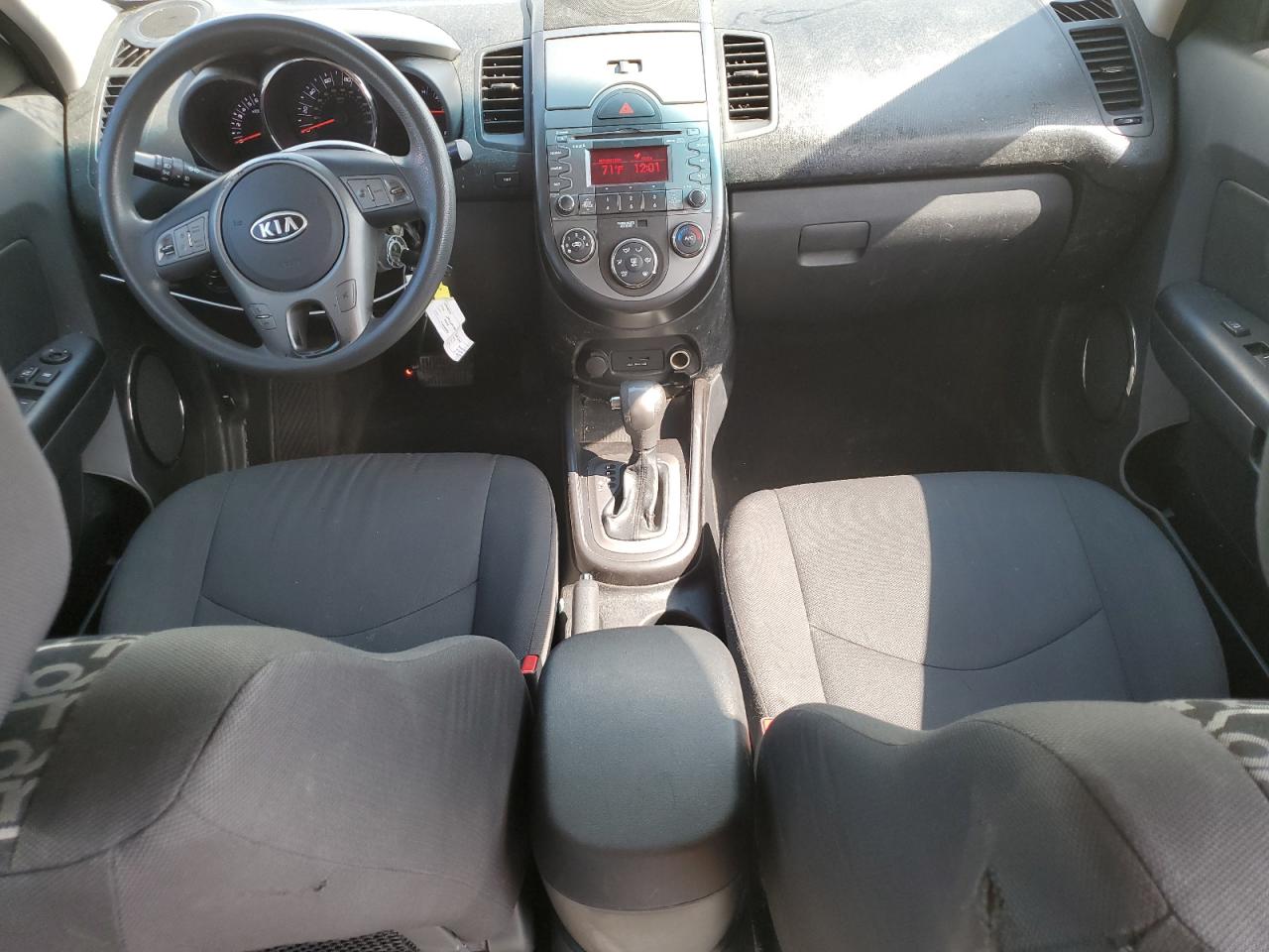 KNDJT2A20B7710436 2011 Kia Soul +