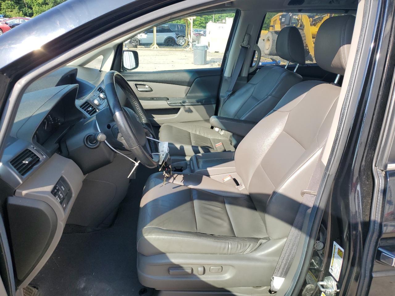 5FNRL5H66CB077952 2012 Honda Odyssey Exl