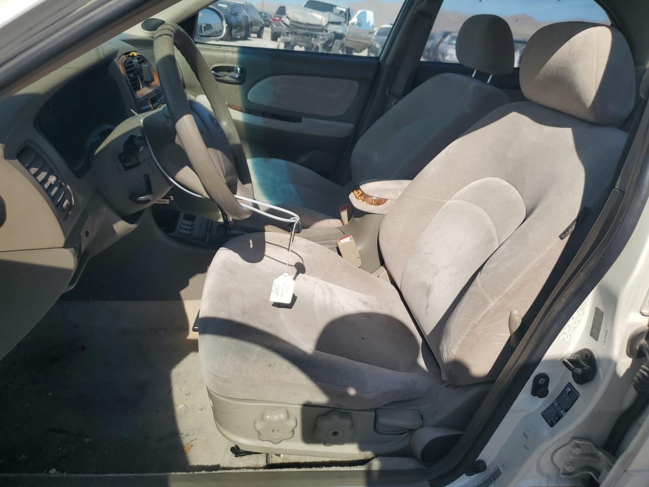 KMHWF35V01A410318 2001 Hyundai Sonata Gls