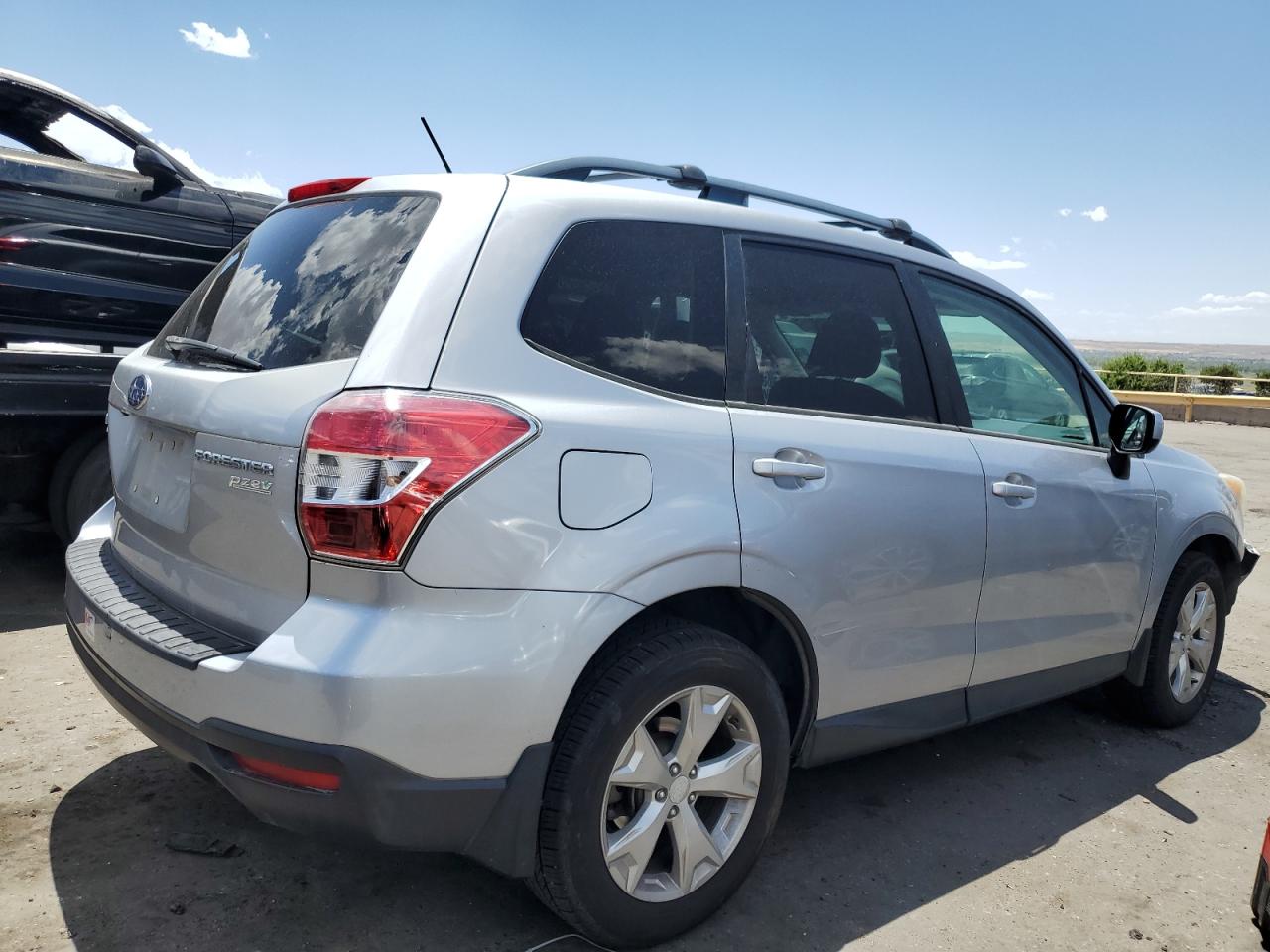 2014 Subaru Forester 2.5I Premium vin: JF2SJAEC2EH547117