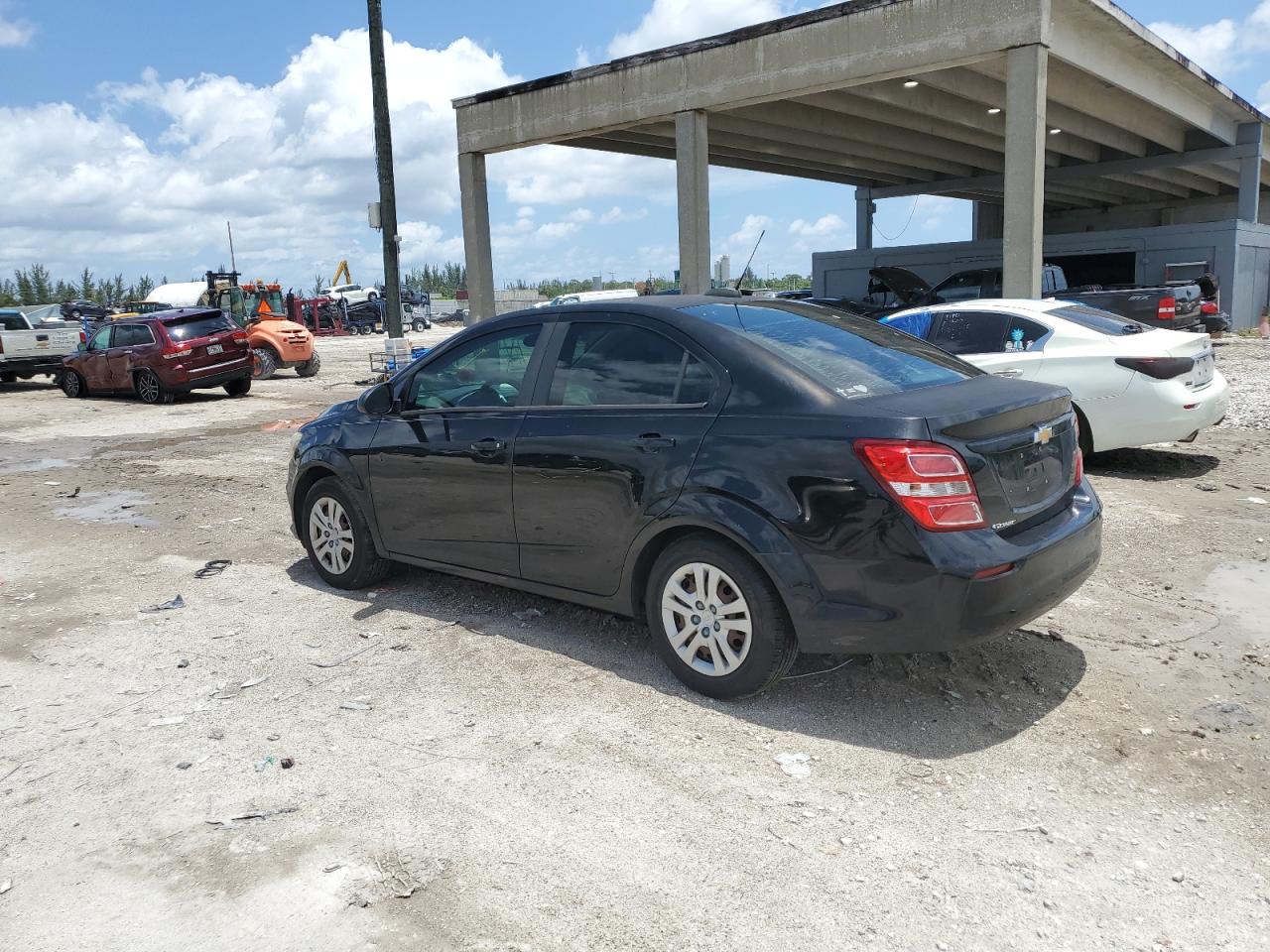 2017 Chevrolet Sonic Ls vin: 1G1JB5SH7H4159819