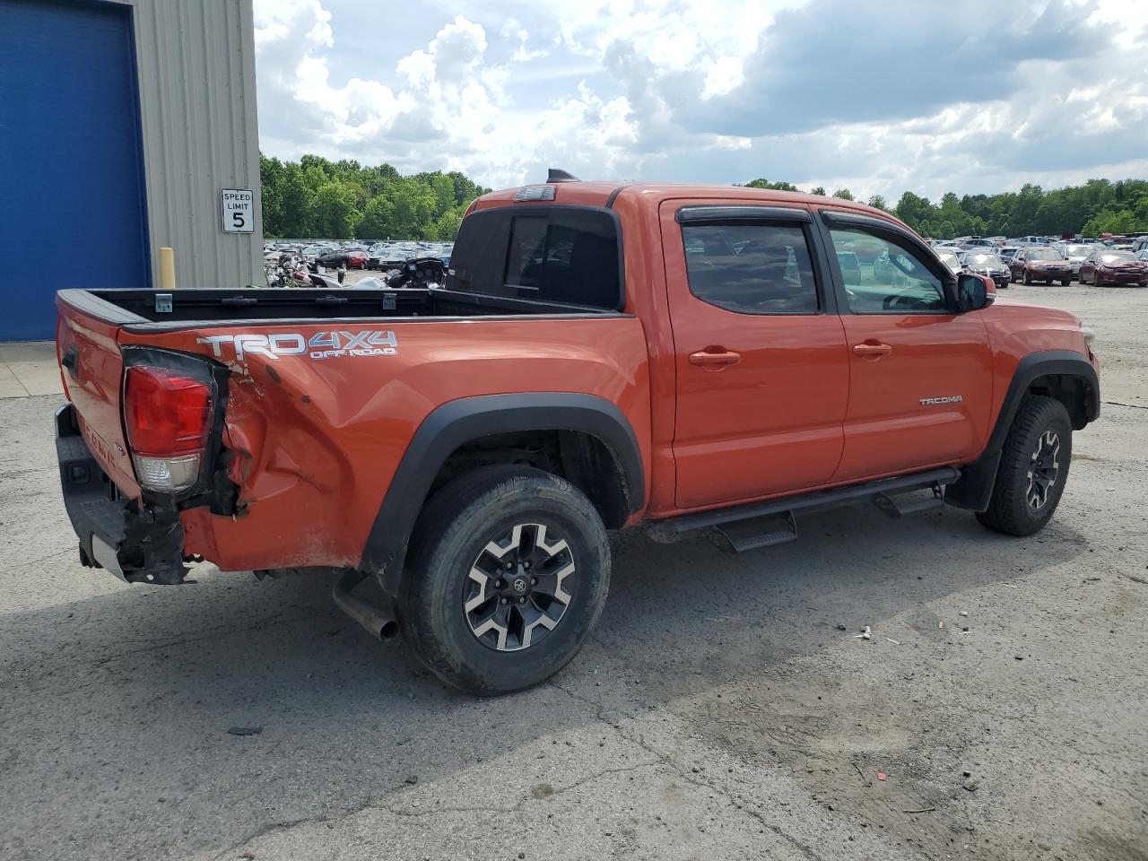 3TMCZ5AN8HM086631 2017 Toyota Tacoma Double Cab