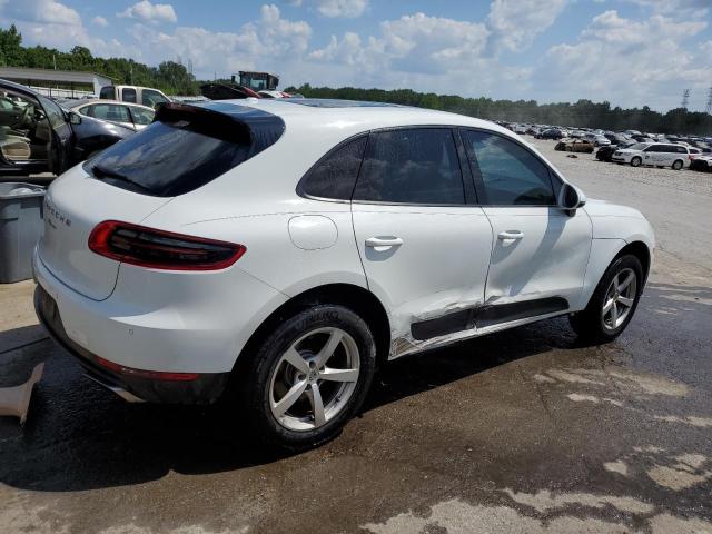 VIN WP1AA2A56JLB01954 2018 Porsche Macan no.3