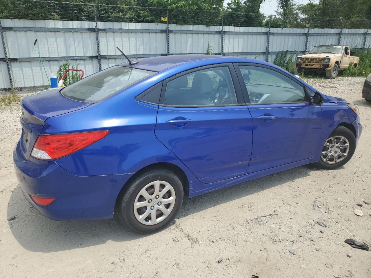 KMHCT4AE8DU498366 2013 Hyundai Accent Gls