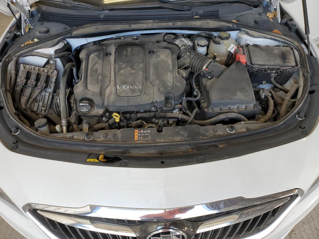 1G4ZP5SSXHU141799 2017 Buick Lacrosse Essence