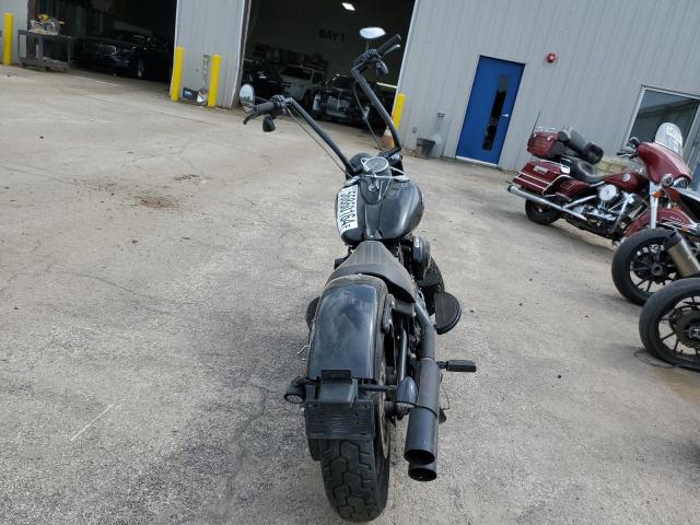 2017 HARLEY-DAVIDSON FLSS 1HD1JS91XHB024068
