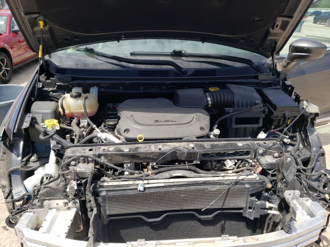 2C4RC1BG4KR560269 2019 Chrysler Pacifica Touring L