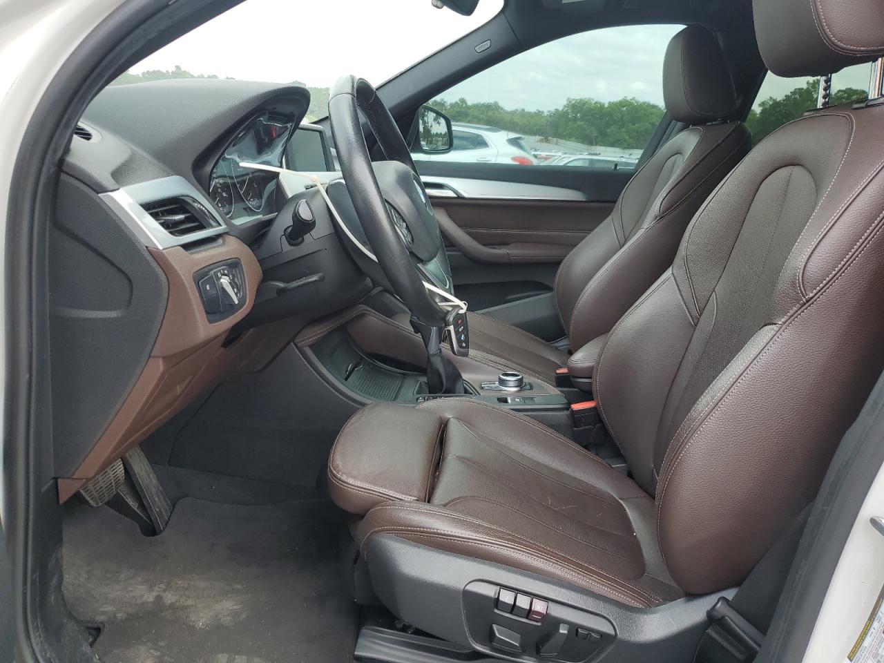 WBXHU7C36H5H33227 2017 BMW X1 Sdrive28I