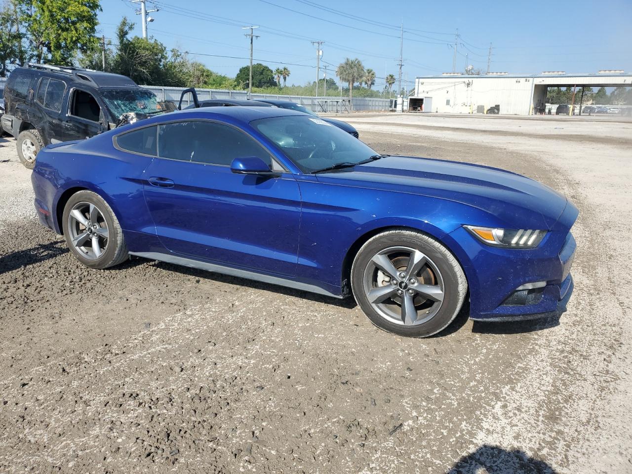 1FA6P8AM5G5241027 2016 Ford Mustang