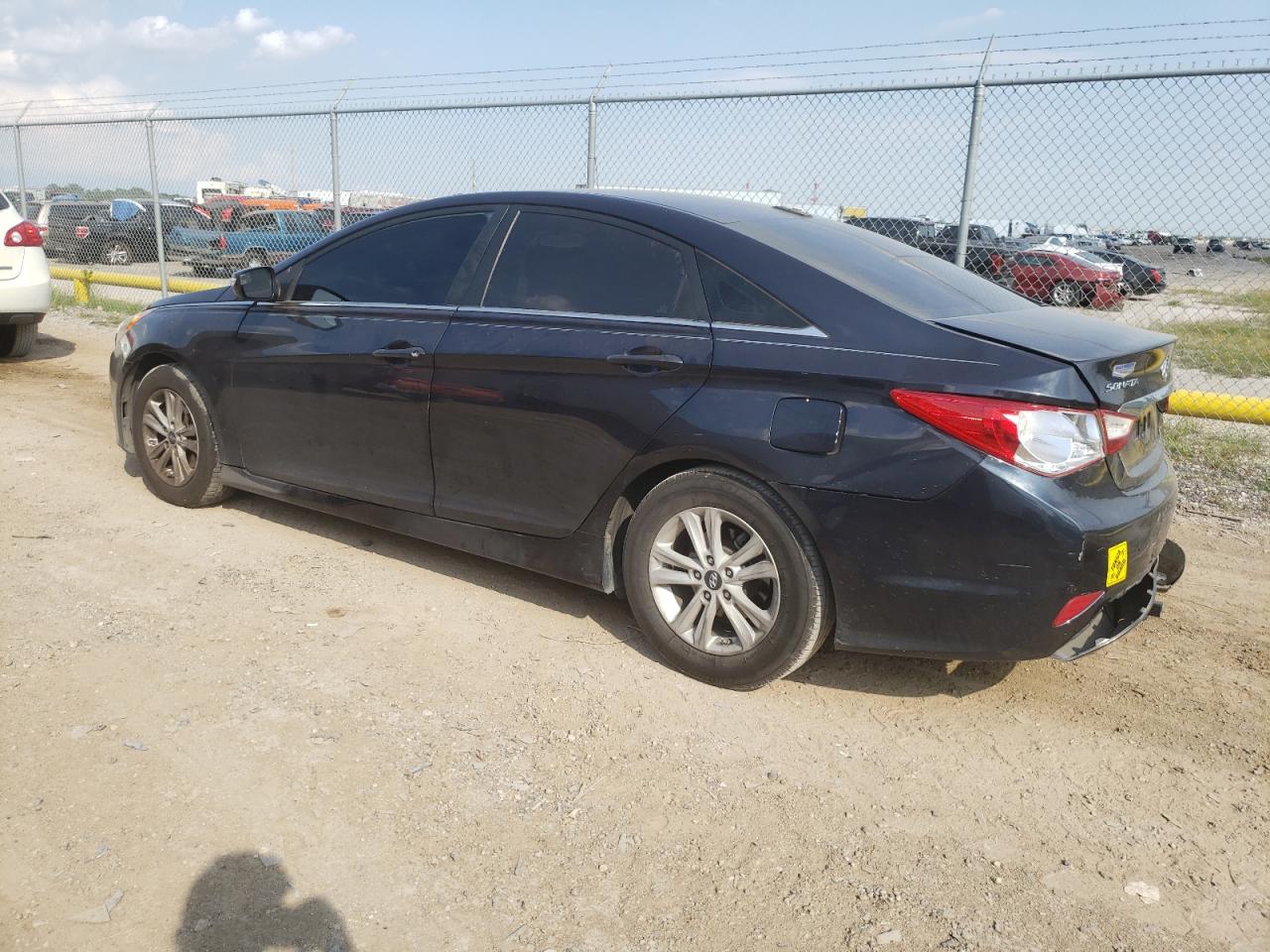 2014 Hyundai Sonata Gls vin: 5NPEB4AC9EH929579