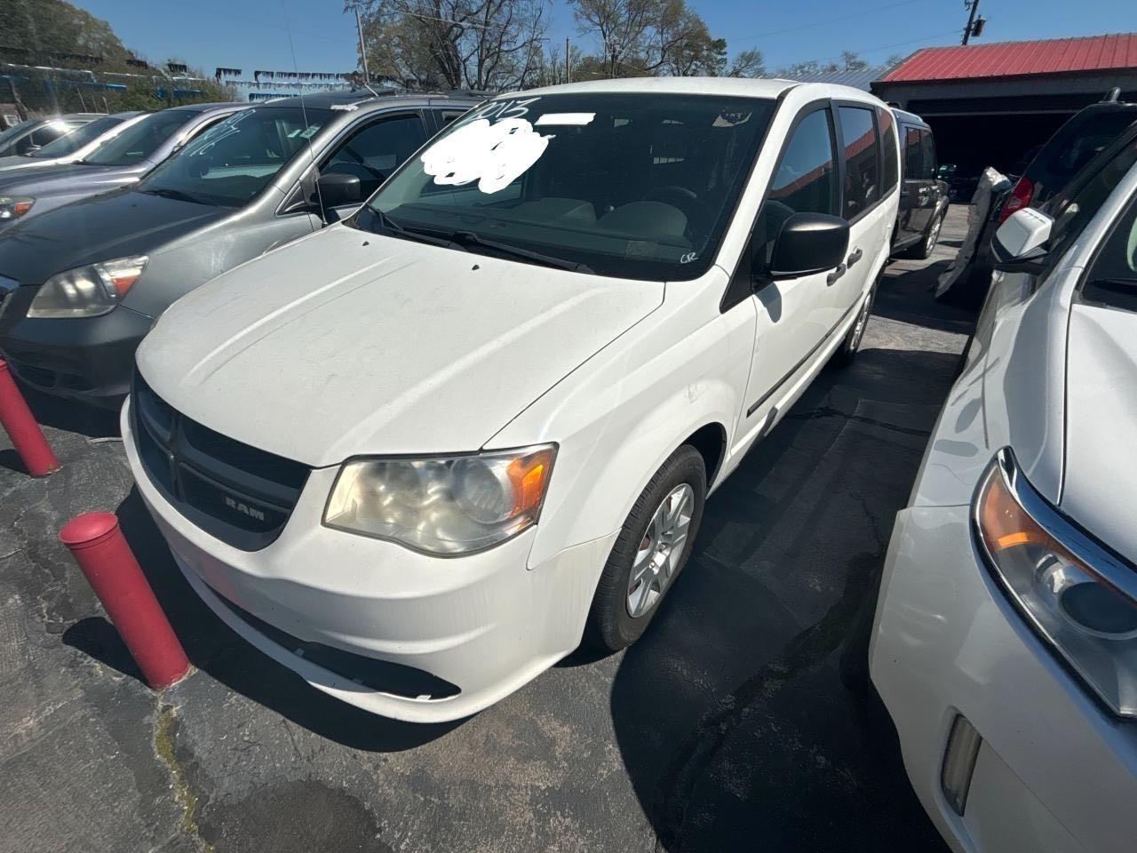 2013 Ram Tradesman vin: 2C4JRGAG8DR590605