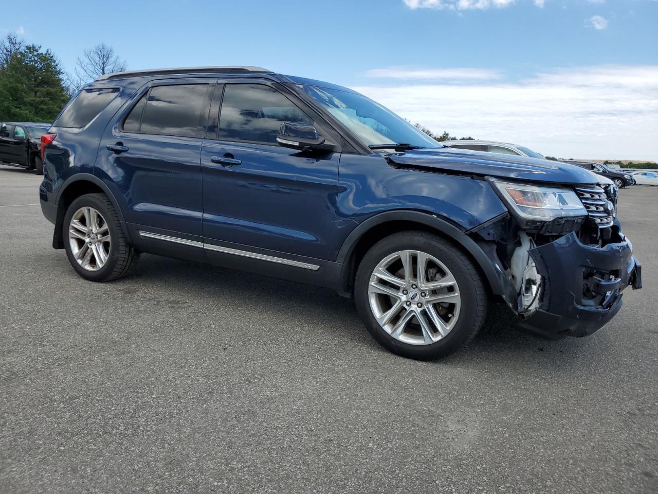 1FM5K8D84HGC82284 2017 Ford Explorer Xlt