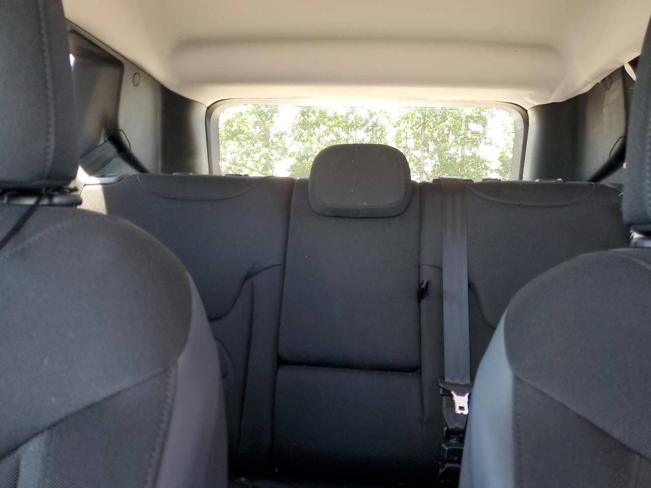 ZACCJBBT0GPD39231 2016 Jeep Renegade Latitude