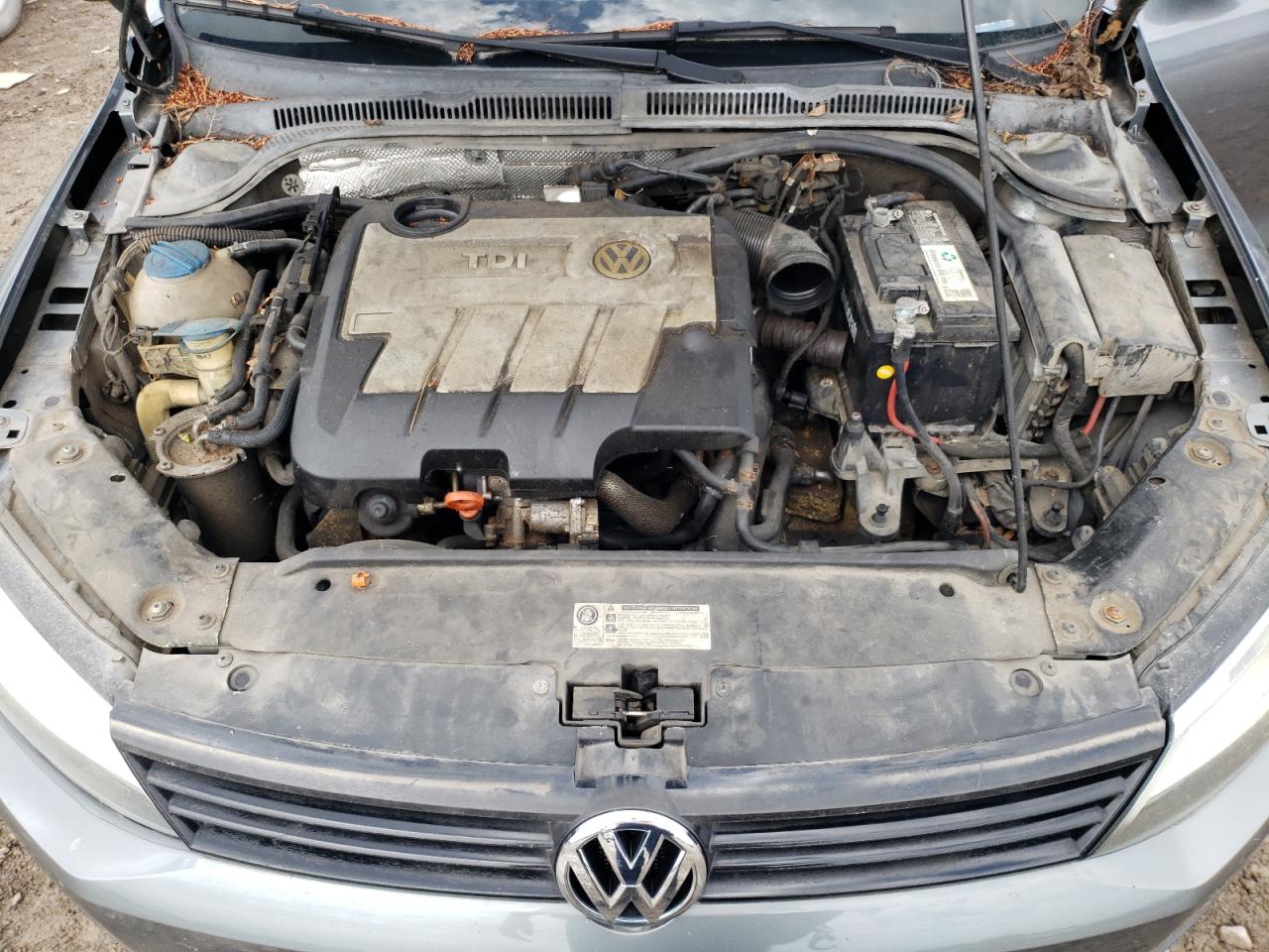 2012 Volkswagen Jetta Tdi vin: 3VWLL7AJ9CM078537