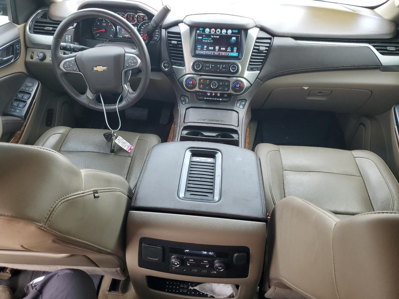 1GNSKJKC8HR137928 2017 Chevrolet Suburban K1500 Premier