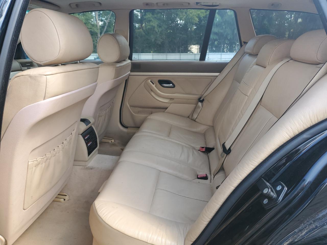 WBADS33401GD50216 2001 BMW 525 It