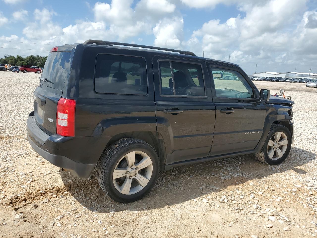 1C4NJPFA3HD201326 2017 Jeep Patriot Latitude