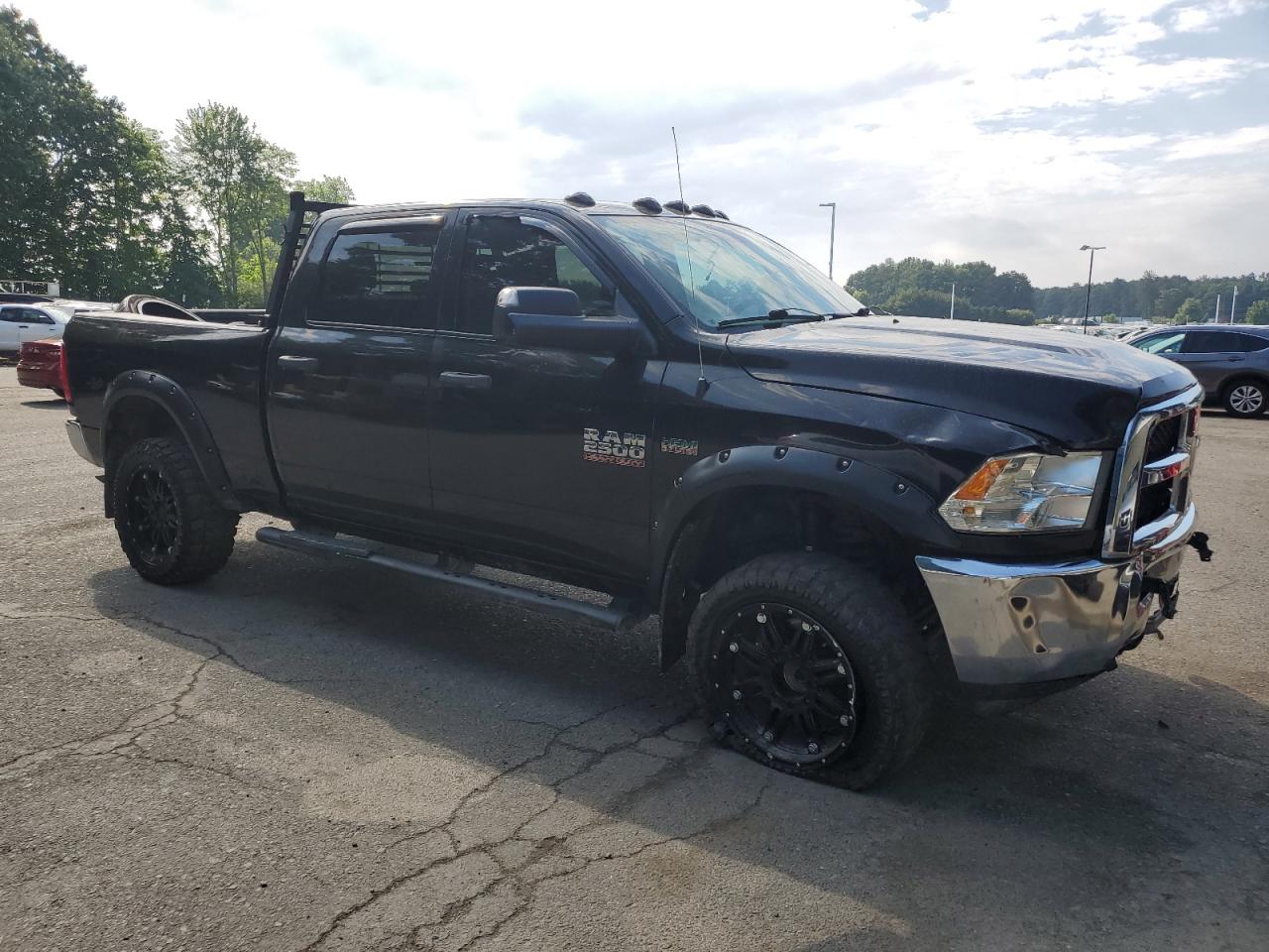 2016 Ram 2500 St vin: 3C6TR5CT5GG147692