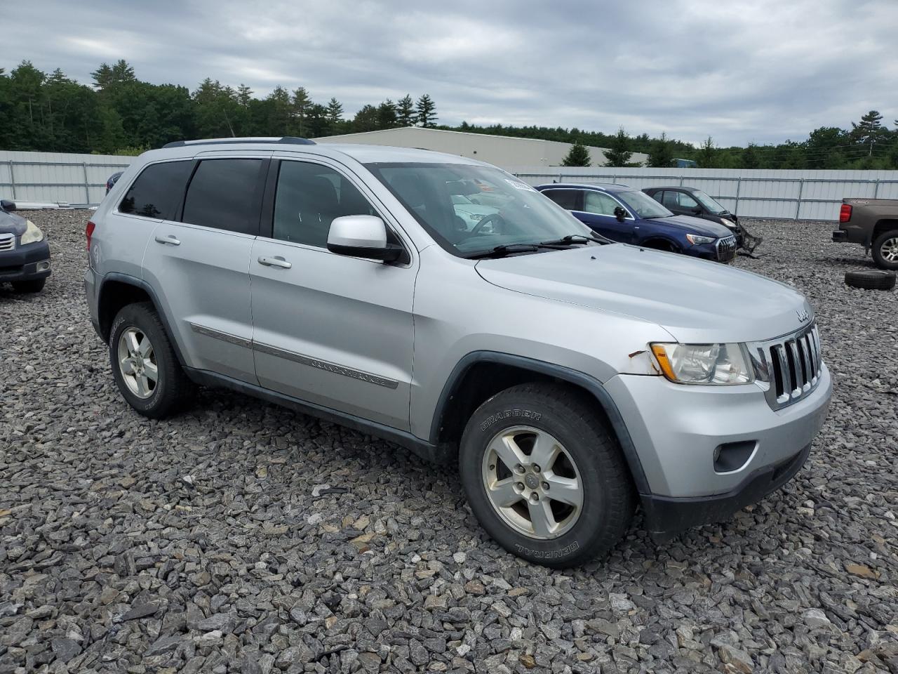 1J4RR4GG1BC503104 2011 Jeep Grand Cherokee Laredo