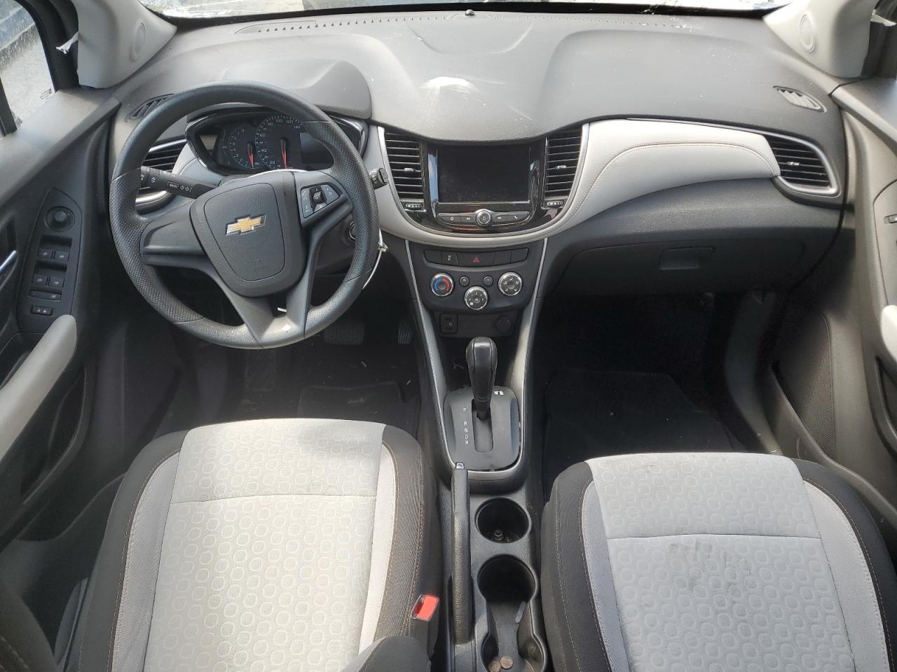 3GNCJKSB8KL216096 2019 Chevrolet Trax Ls