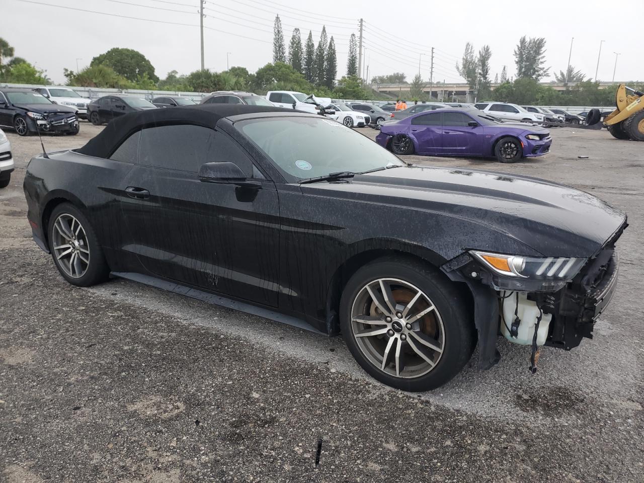 1FATP8UHXG5222135 2016 Ford Mustang