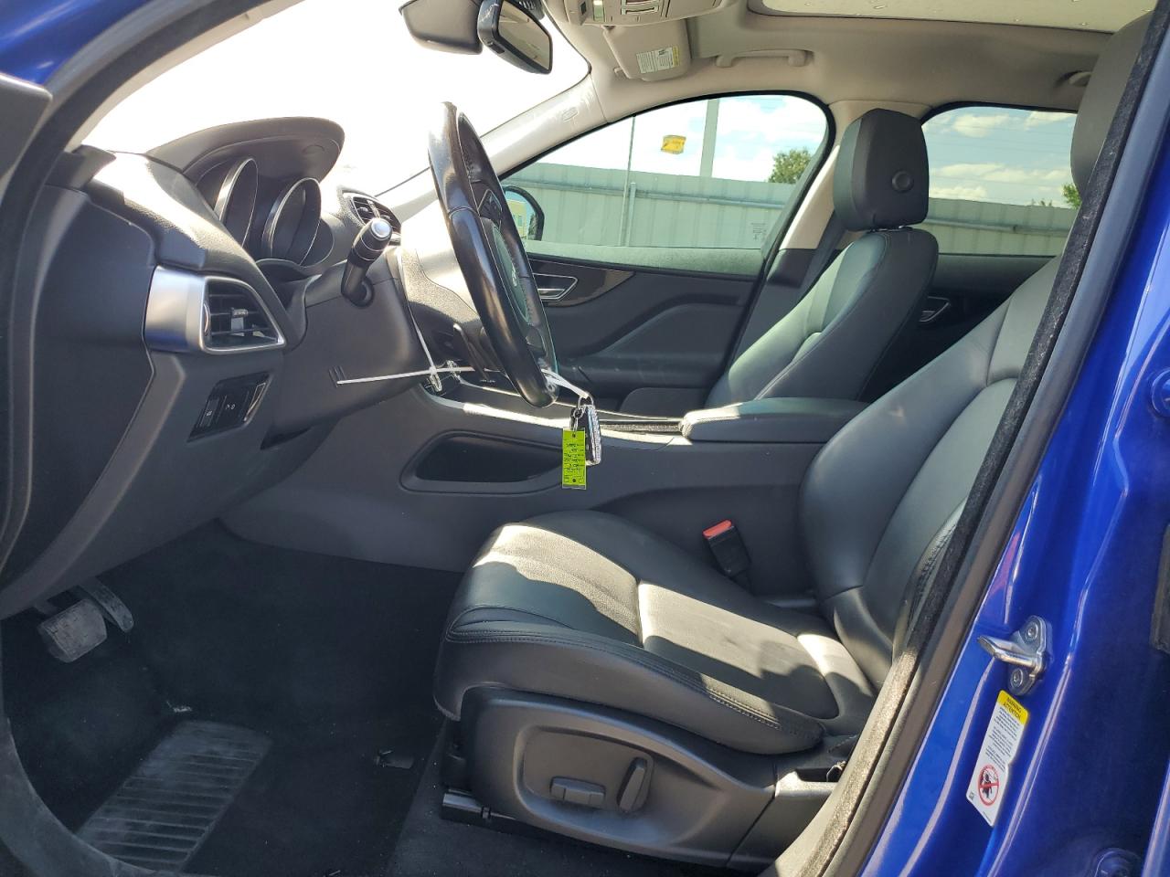 SADCJ2GX2JA203870 2018 Jaguar F-Pace Premium