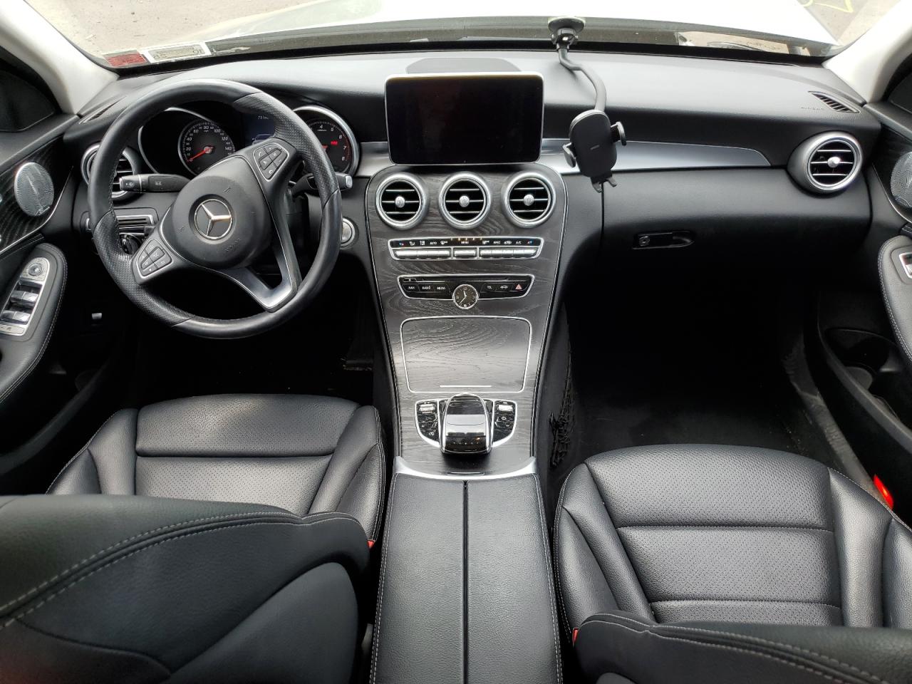 55SWF4KB8GU141469 2016 Mercedes-Benz C 300 4Matic