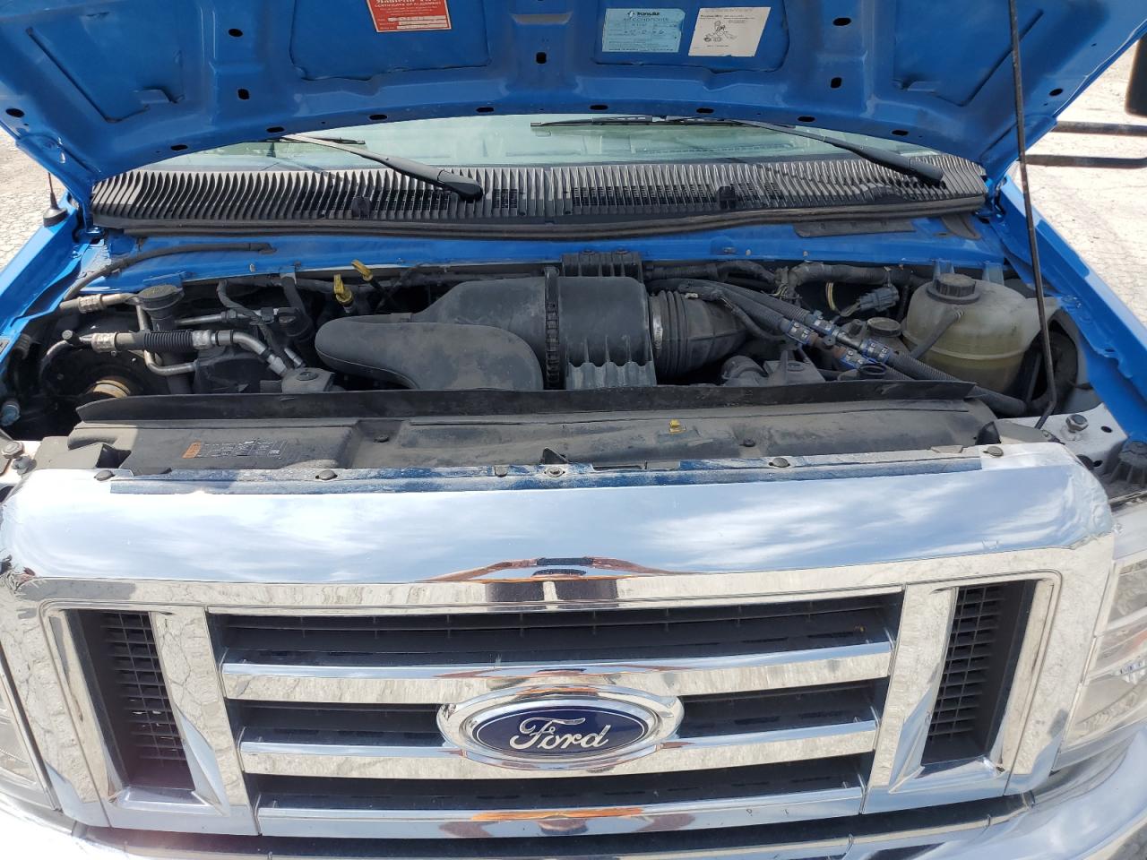 1FDEE3F69KDC37467 2019 Ford Econoline E350 Super Duty Cutaway Van