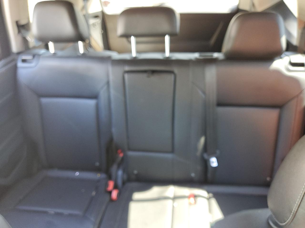 1V2LR2CA1JC549403 2018 Volkswagen Atlas Se