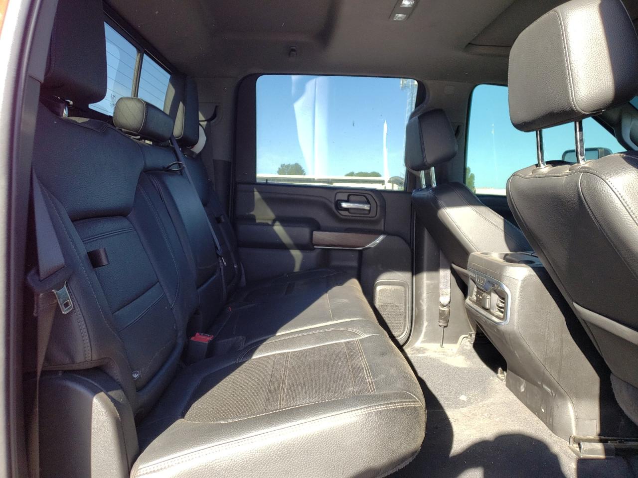 1GT49REY9NF362438 2022 GMC Sierra K2500 Denali