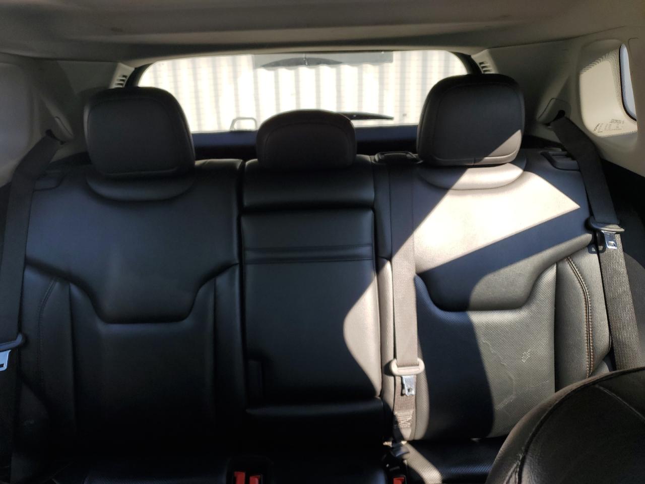 3C4NJDCB4KT638300 2019 Jeep Compass Limited