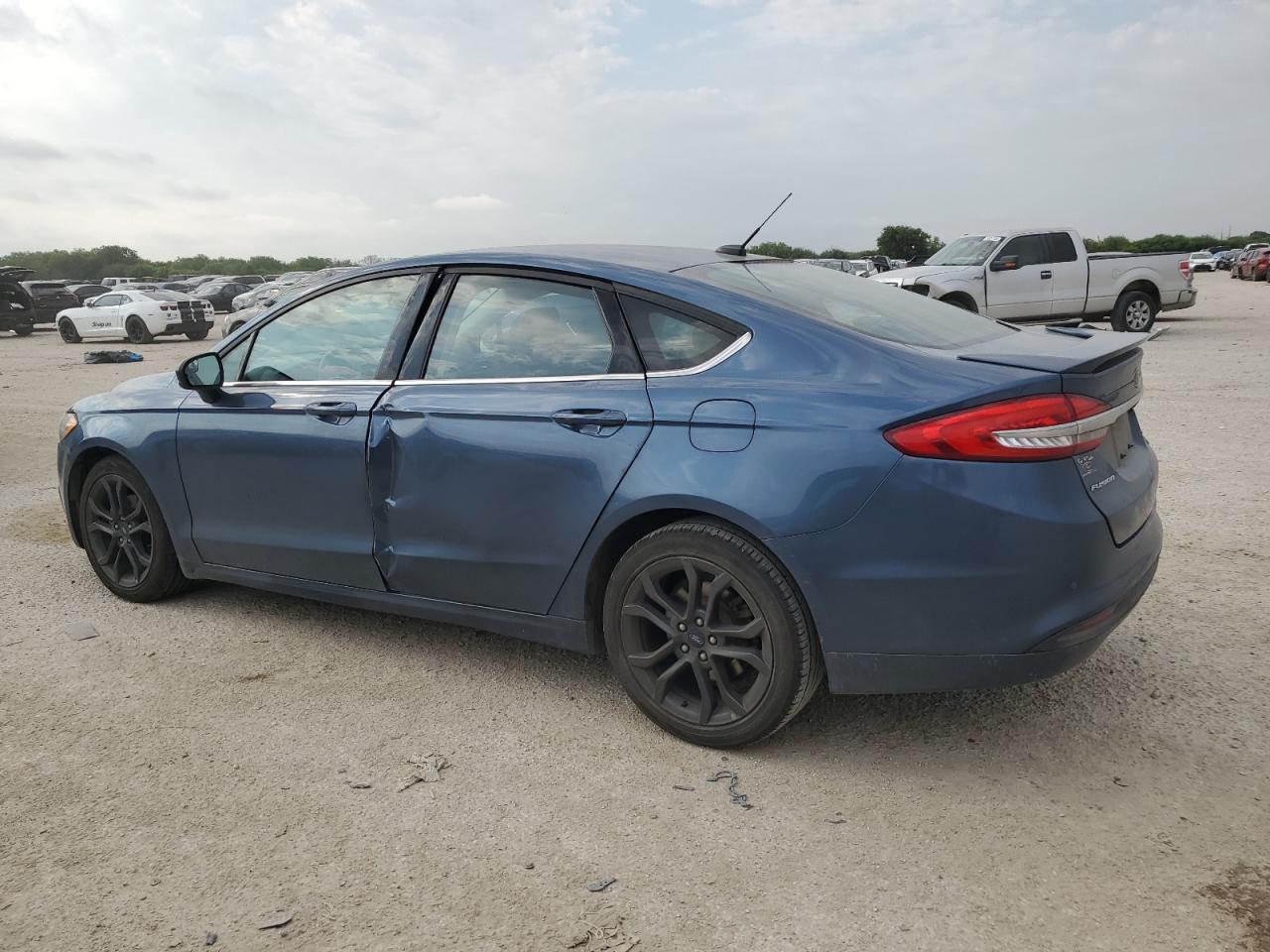 2018 Ford Fusion Se vin: 3FA6P0HD5JR256557