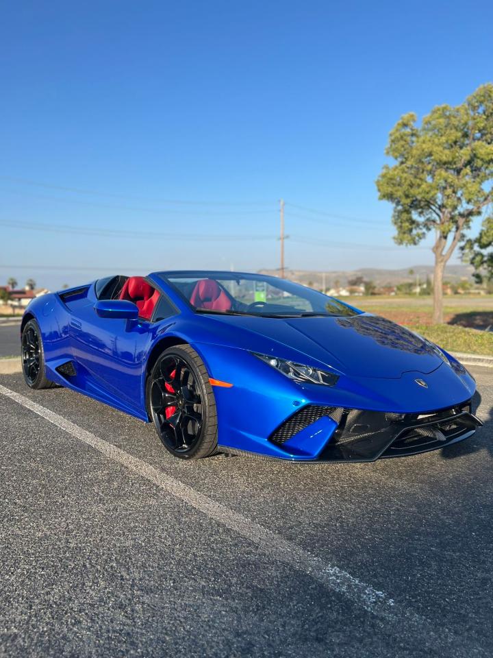 ZHWUR1ZF2HLA0717 2017 Lamborghini Huracan