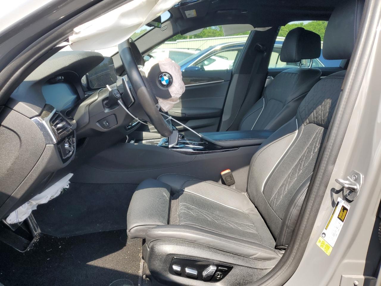 WBA53BJ01NWX45638 2022 BMW 540 I