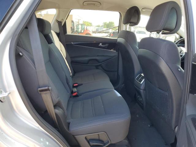 2016 KIA SORENTO LX - 5XYPG4A39GG022268
