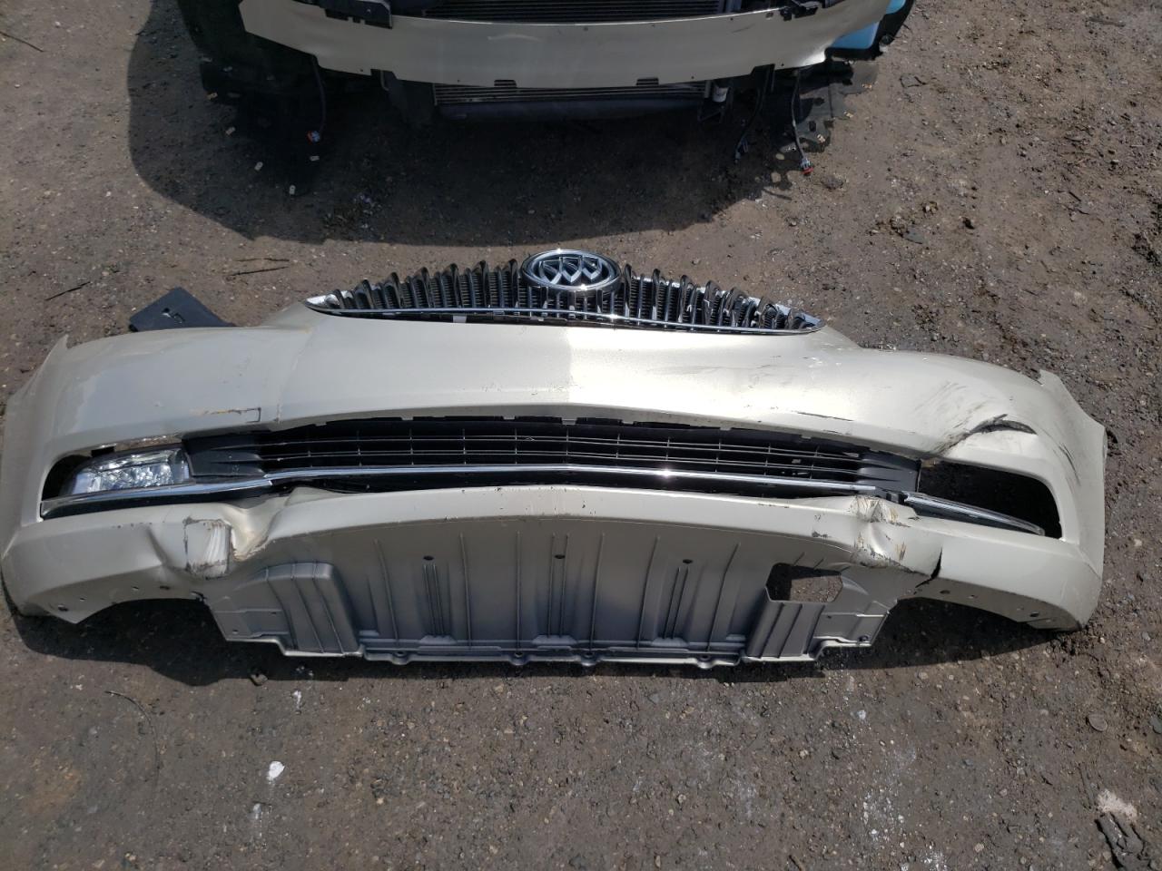 1G4GB5G36FF249734 2015 Buick Lacrosse