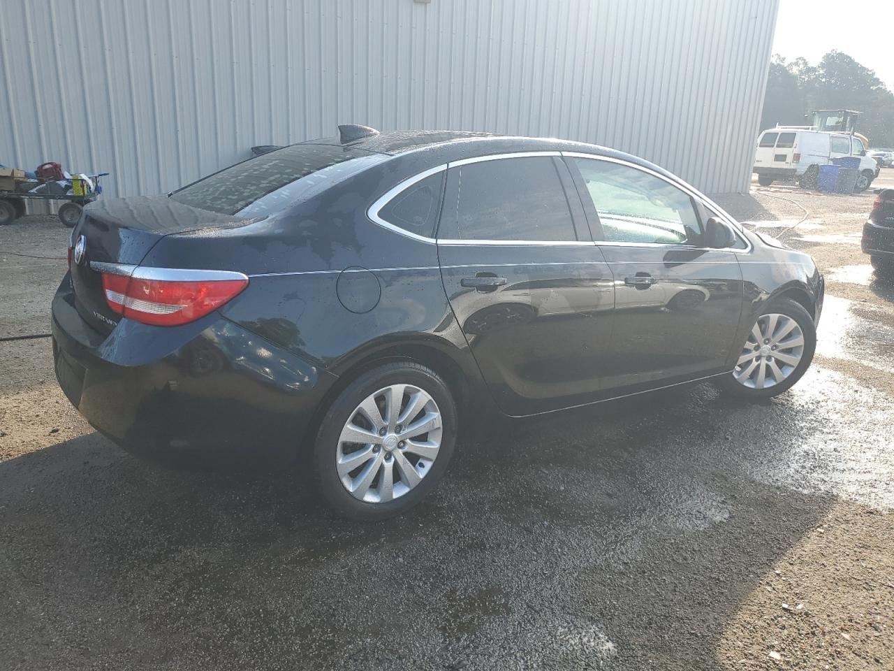 Lot #2921415825 2016 BUICK VERANO