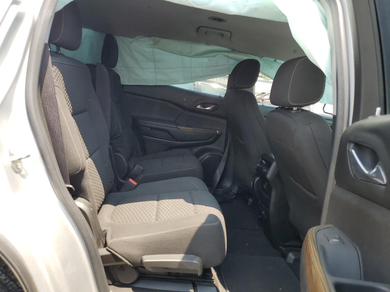 1GKKNSLS8HZ256935 2017 GMC Acadia Sle