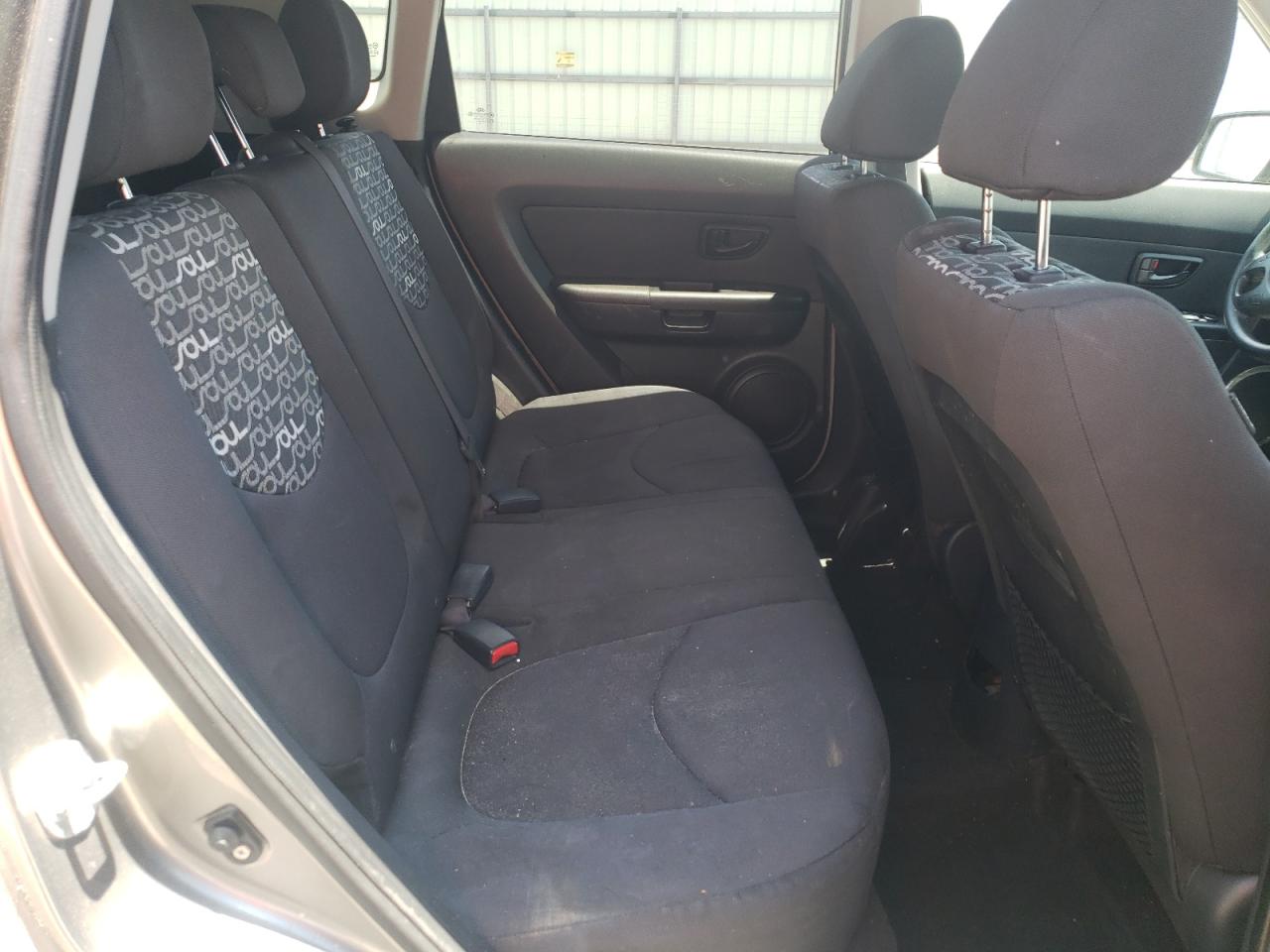 KNDJT2A23B7274584 2011 Kia Soul +