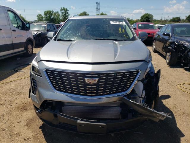  CADILLAC XT4 2023 Серебристый