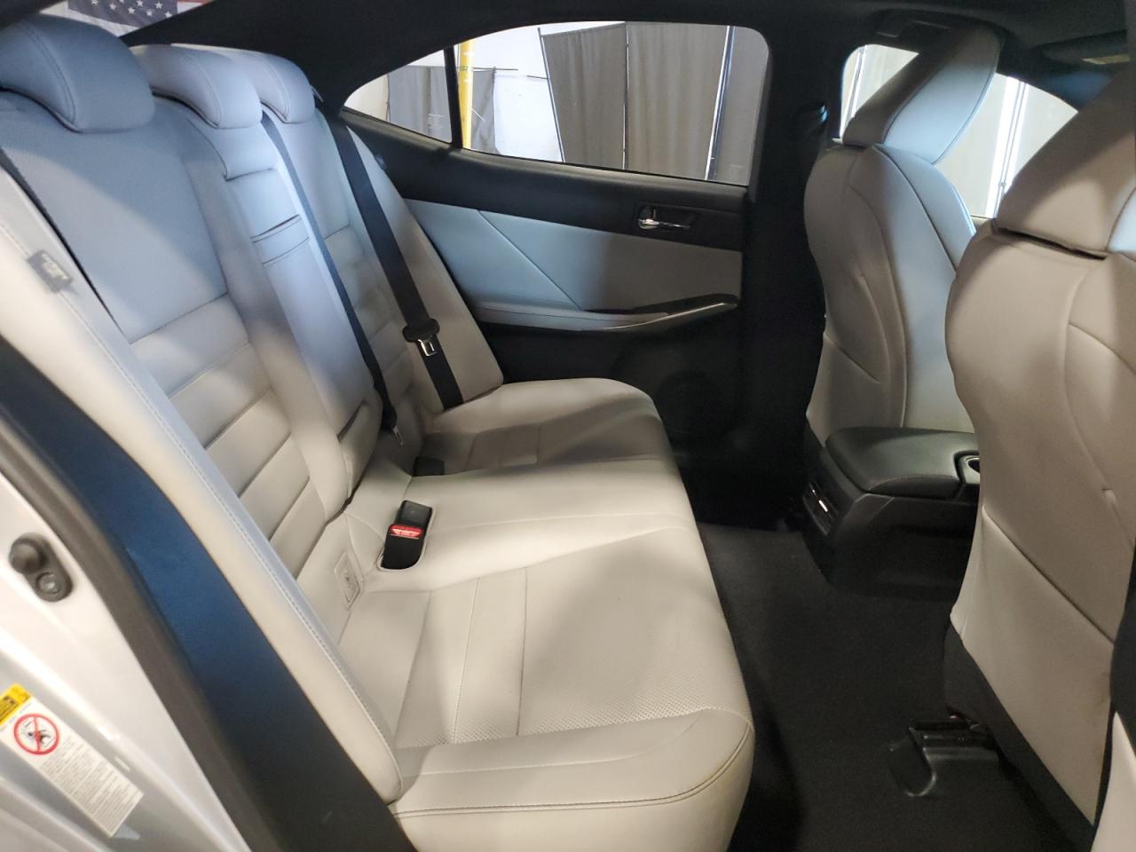 JTHBA1D21G5020390 2016 Lexus Is 200T