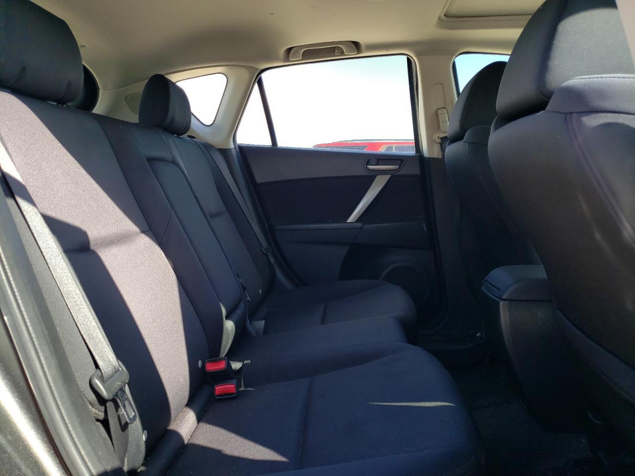 JM1BL1K55B1384028 2011 Mazda 3 S