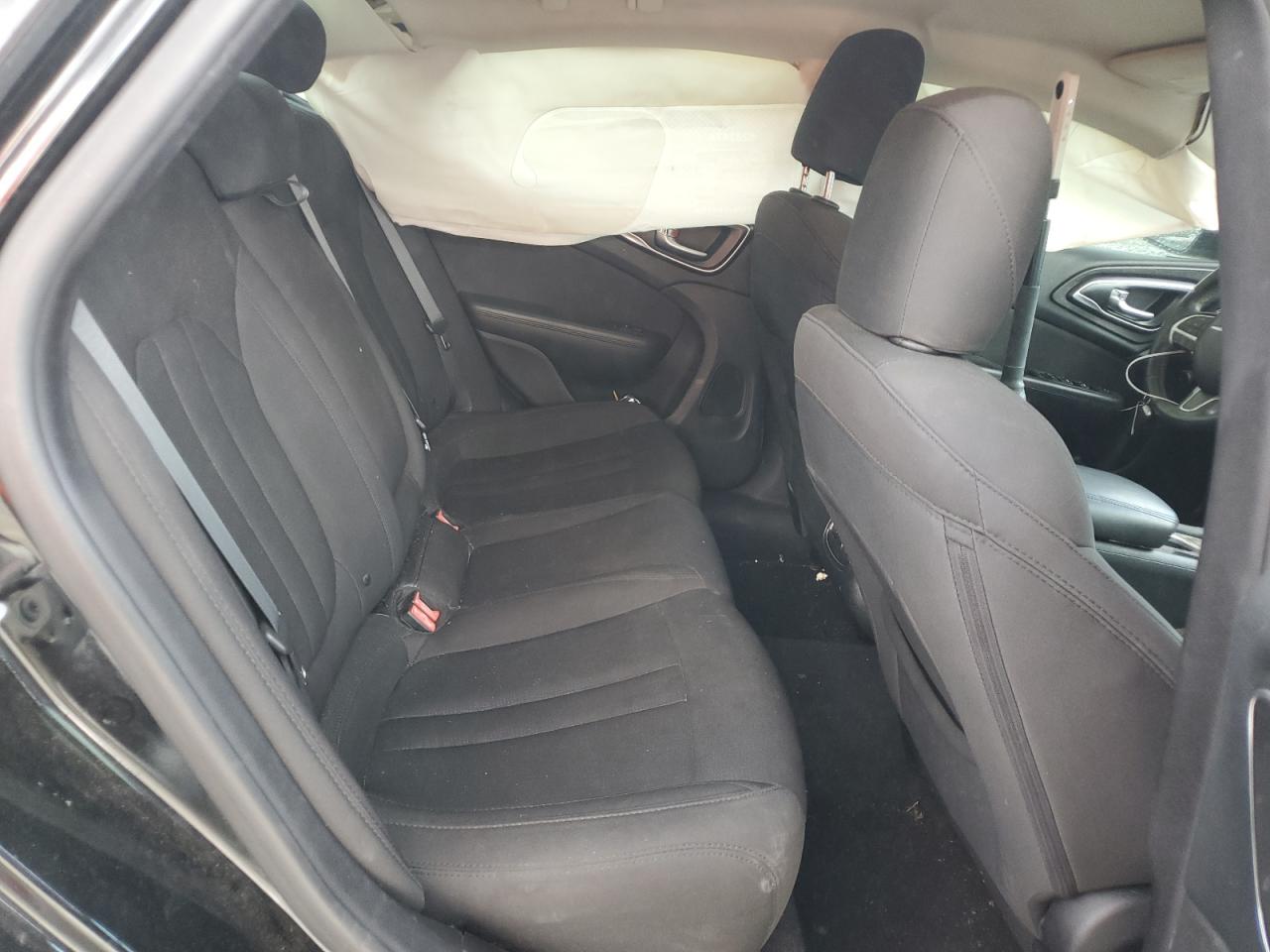 1C3CCCABXGN125059 2016 Chrysler 200 Limited