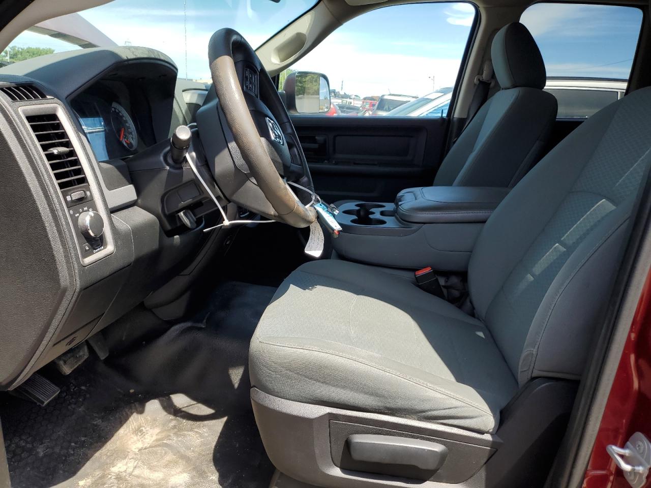 2015 Ram 1500 St vin: 1C6RR7FM3FS655693