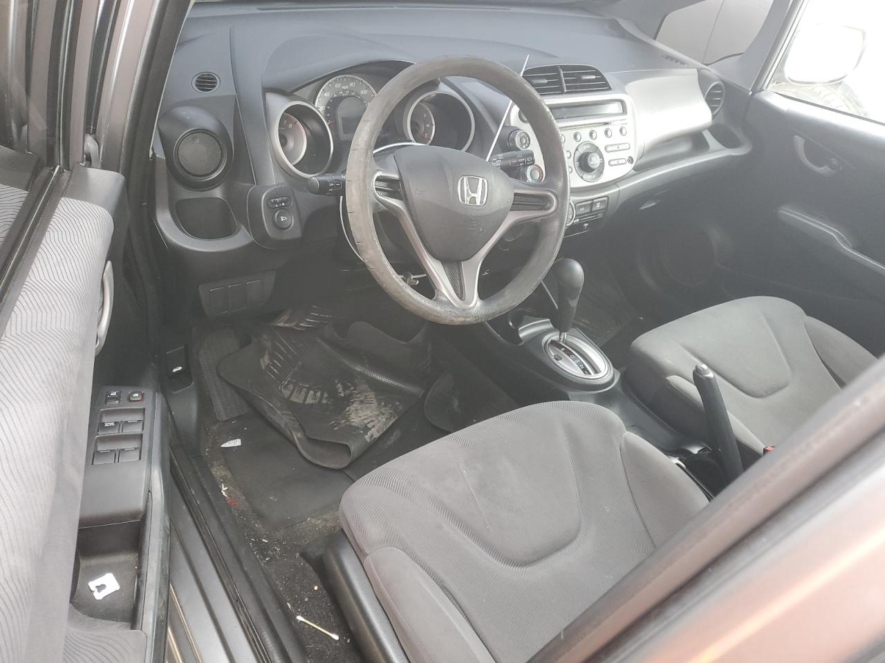 JHMGE8H20AS000671 2010 Honda Fit