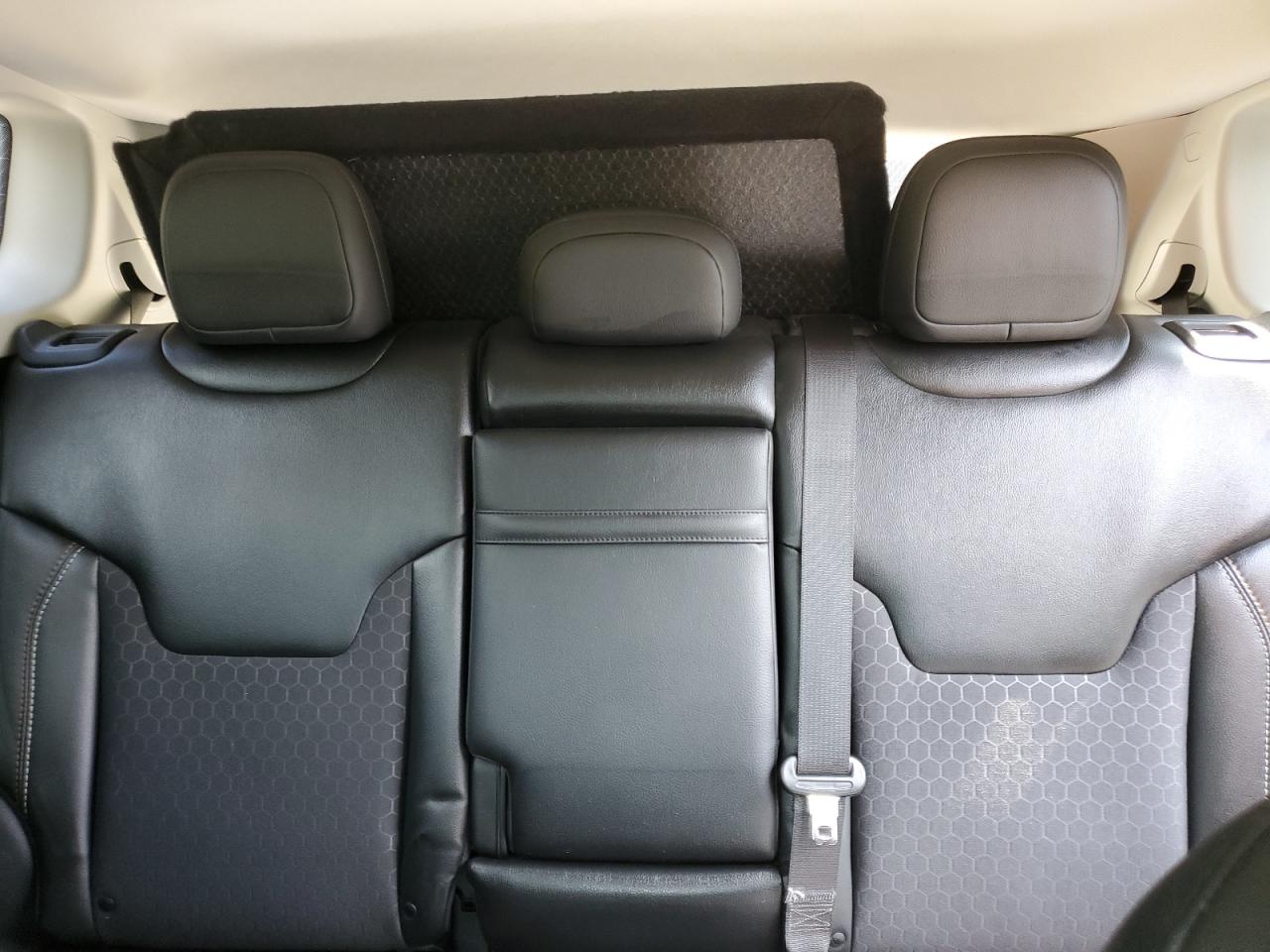 3C4NJDBB4KT670049 2019 Jeep Compass Latitude