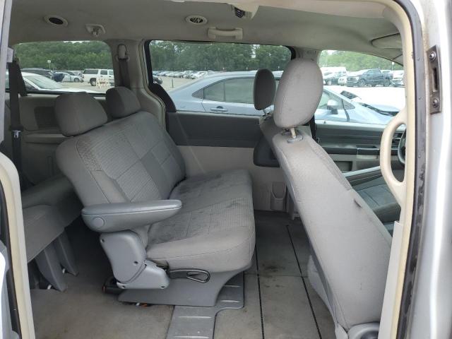 2008 Chrysler Town & Country Lx VIN: 2A8HR44H88R781845 Lot: 58412234